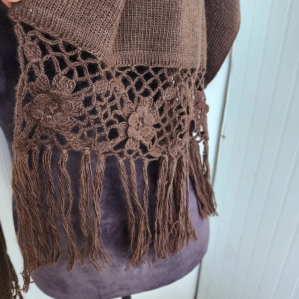 Neck Scarf Wrap Hand Crochet Cozy Brown Flowers Knit Detail Fringe 86